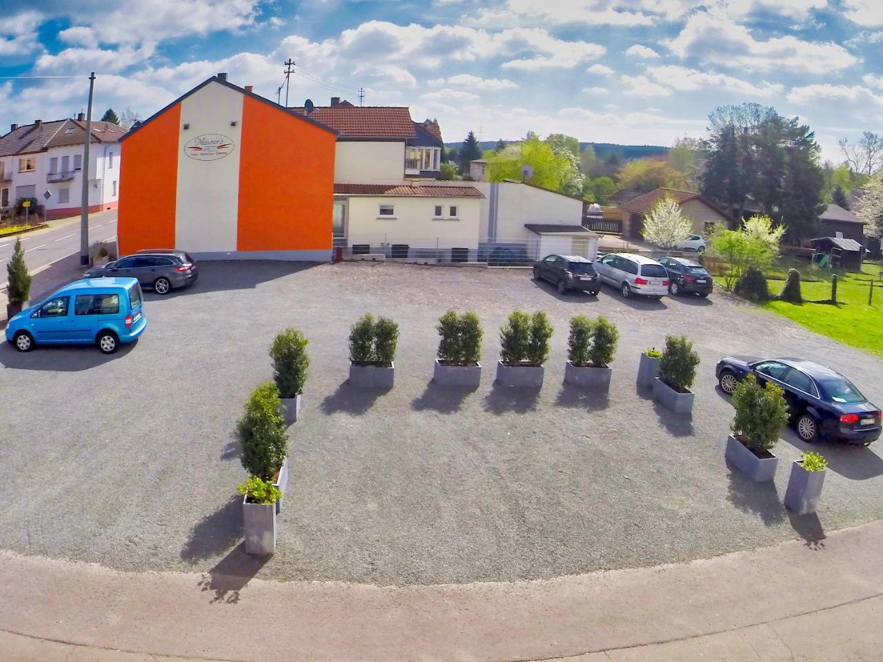 Hotel Maurer Saarwellingen Exterior foto